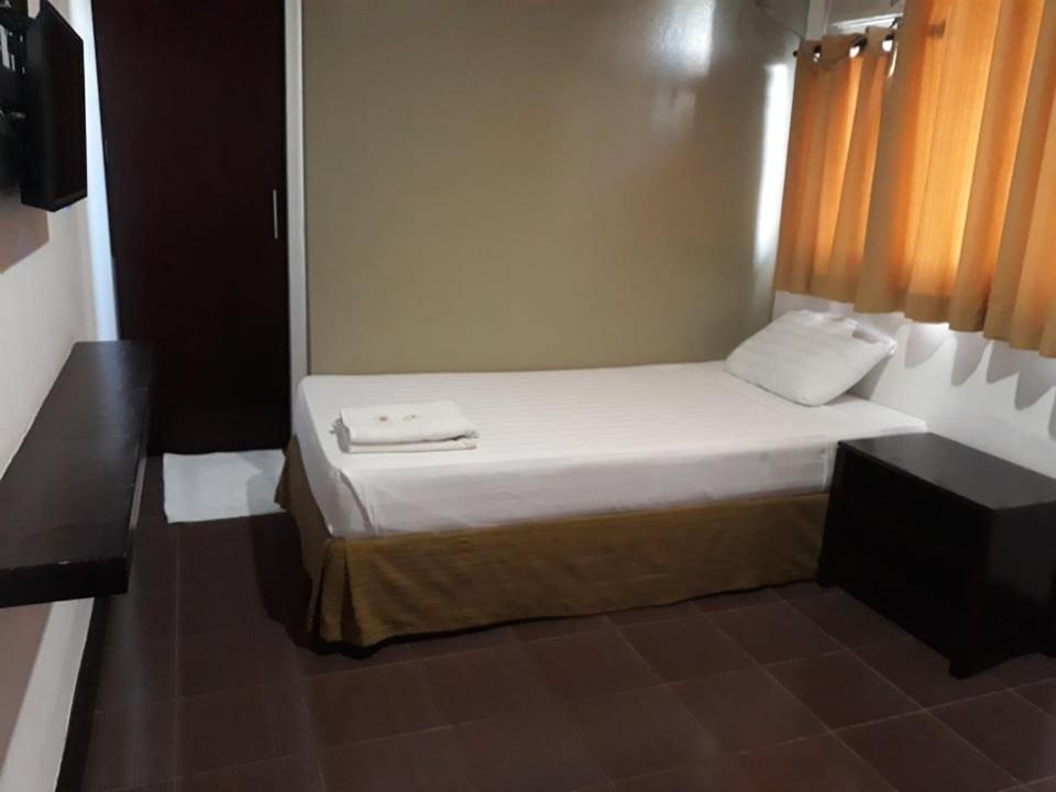 Hotel Kichi Legazpi Exterior foto